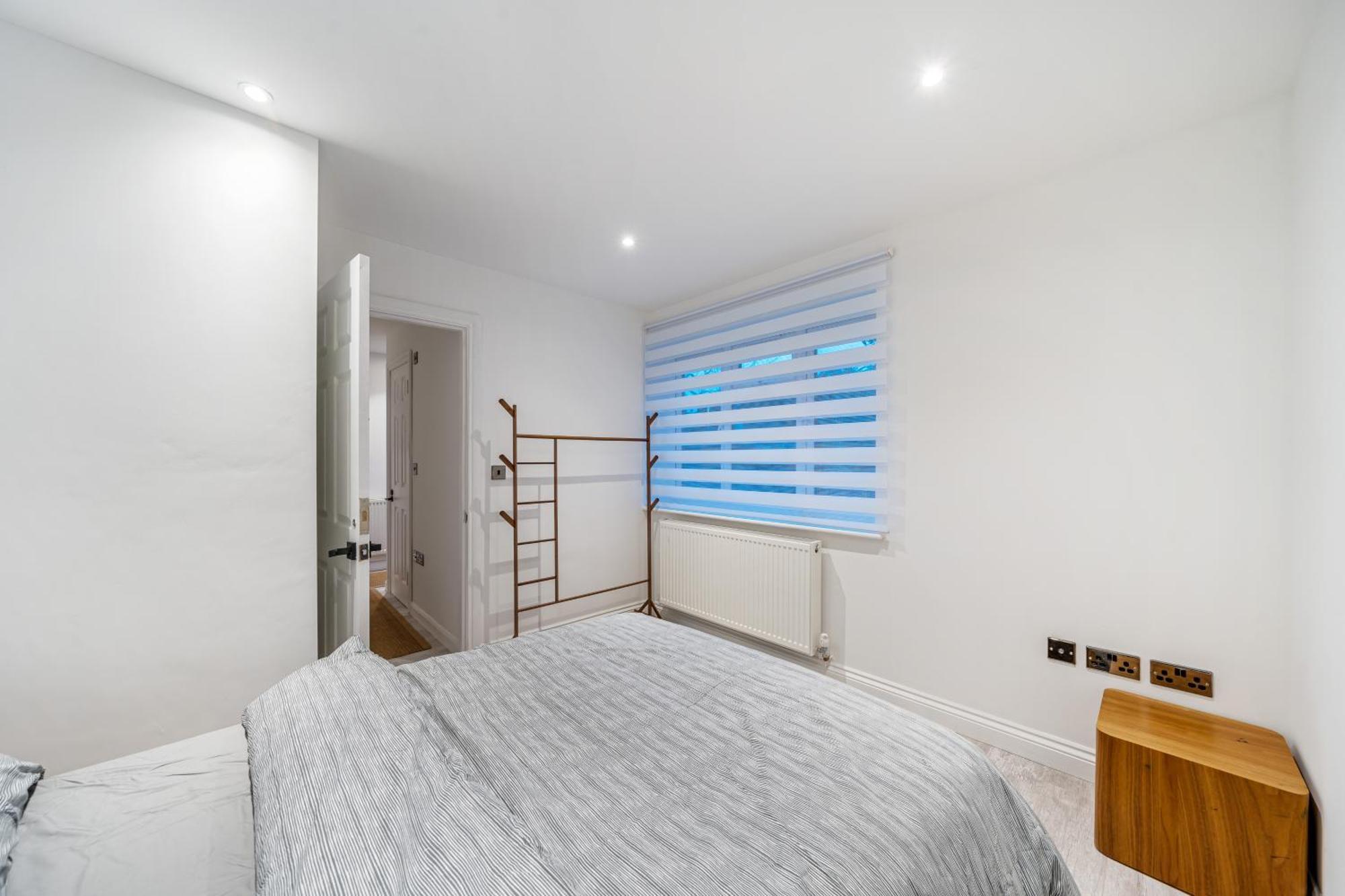 Two Bed Home In The Heart Of Egham Luaran gambar